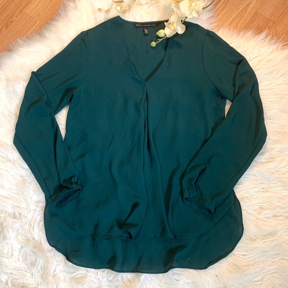 White House Black Market Tops - White House Black Market Hunter Green Blouse size2